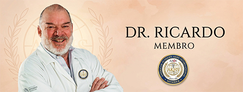 Membro da Academia Americana AKHS